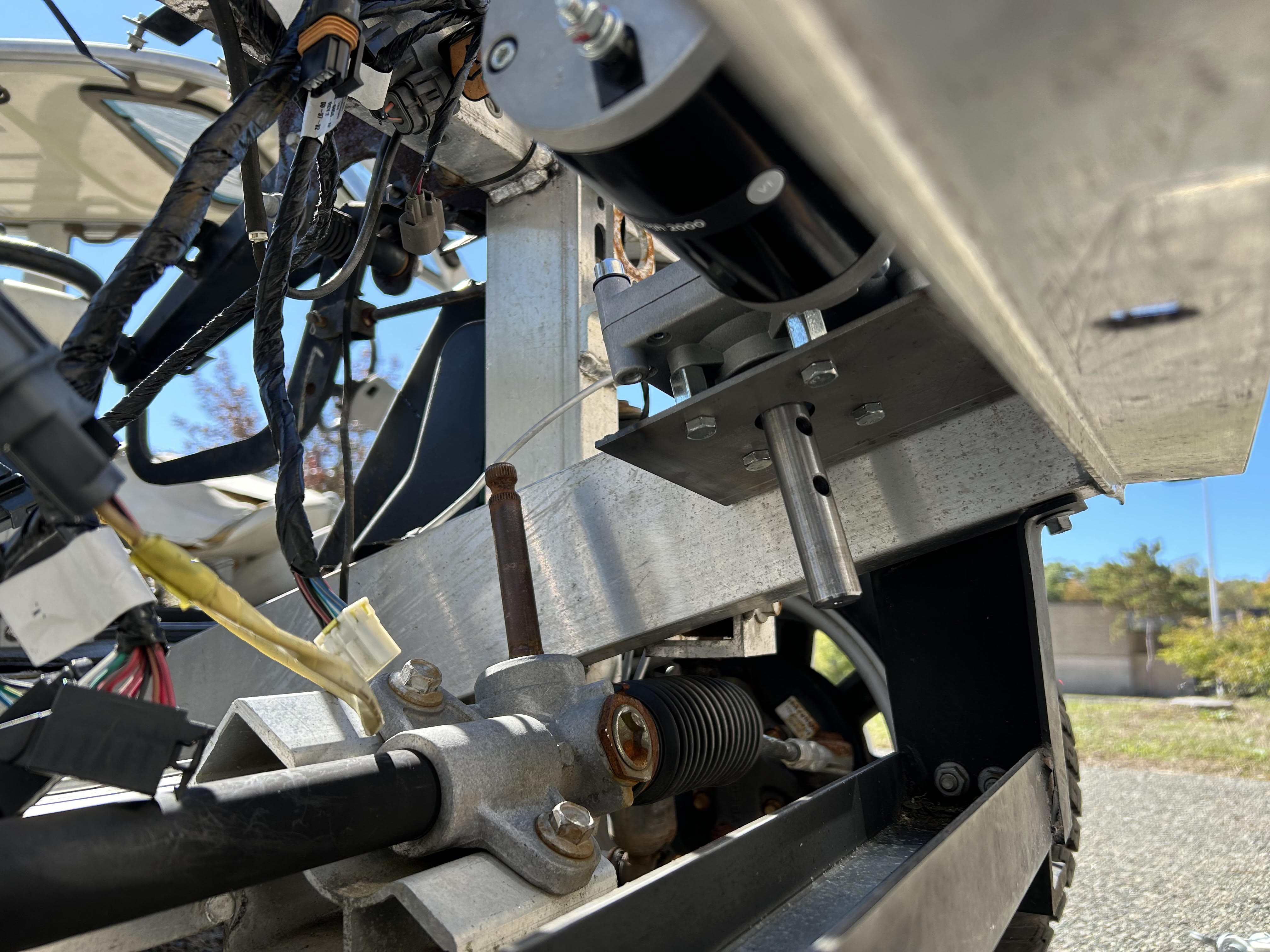 MotorHolder on the Golfcart